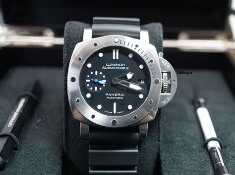 Panerai PAM 682 Luminor Submersible 